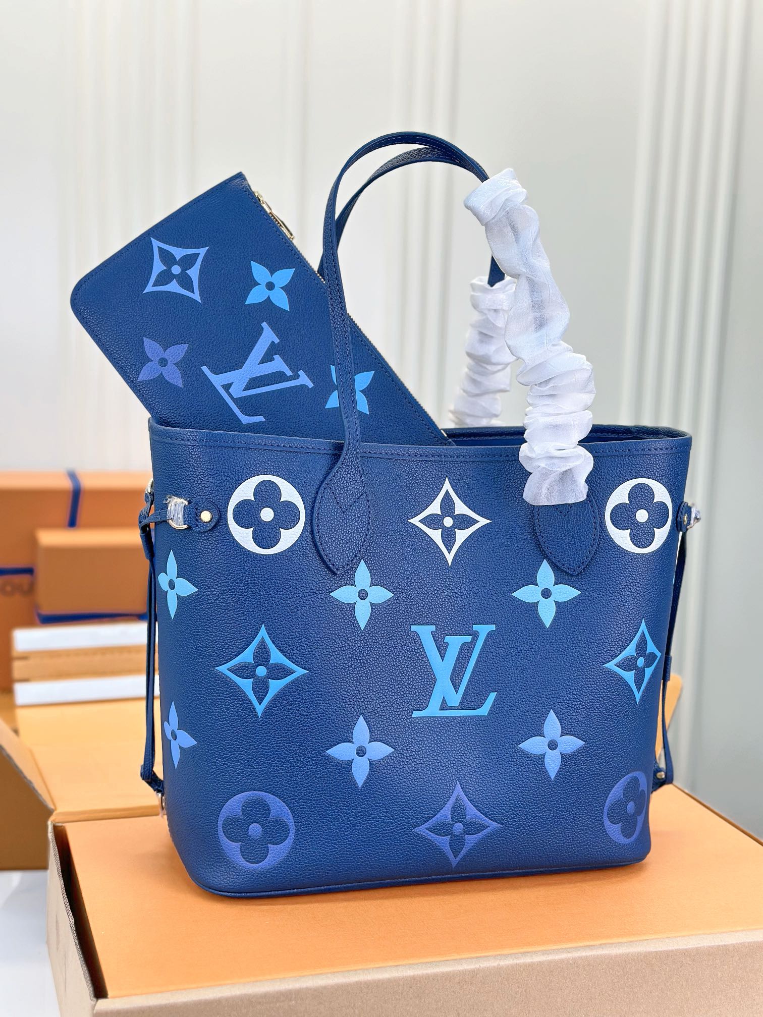 LV Shopping Bags